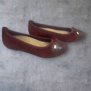 Vionic  Minna Merlot Suede Ballet Flats Cap Toe Womens 7.5 EUC Orthotic Slip Ons